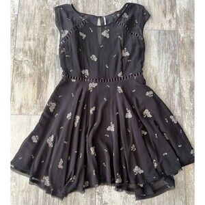 Free People Black Floral Mini Dress Lattice Size Zip Keyhole Back Size 12